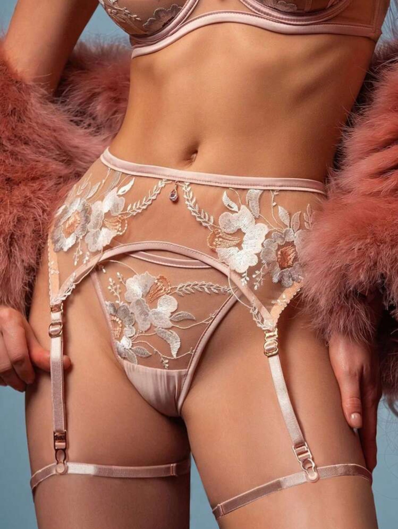 Set Gabriela