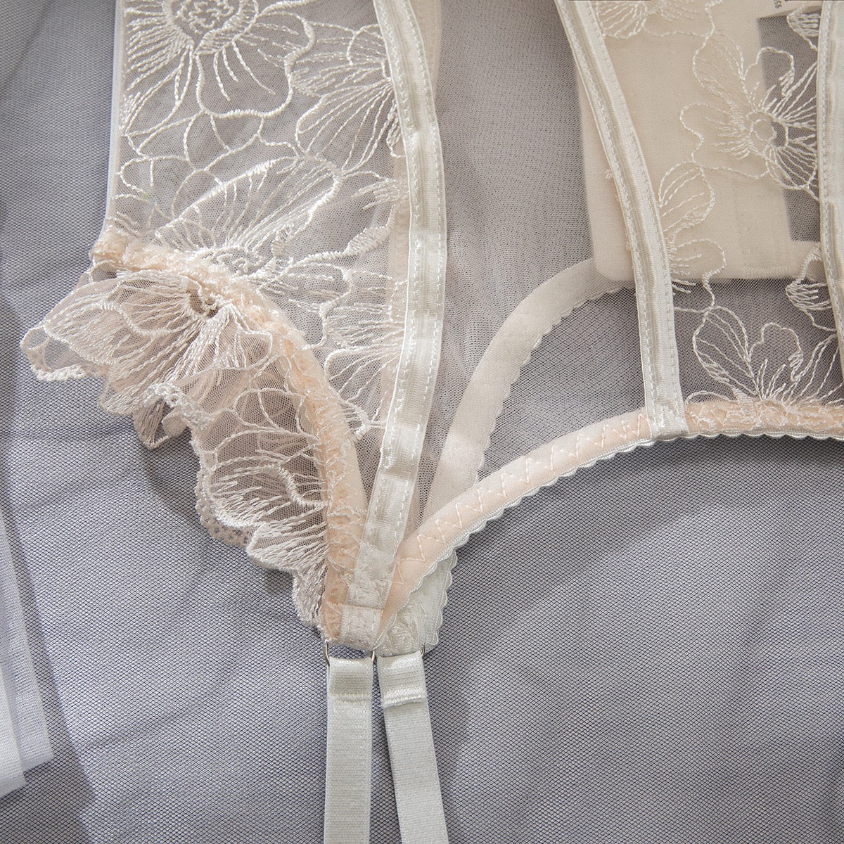 Corset Fleur Blanche